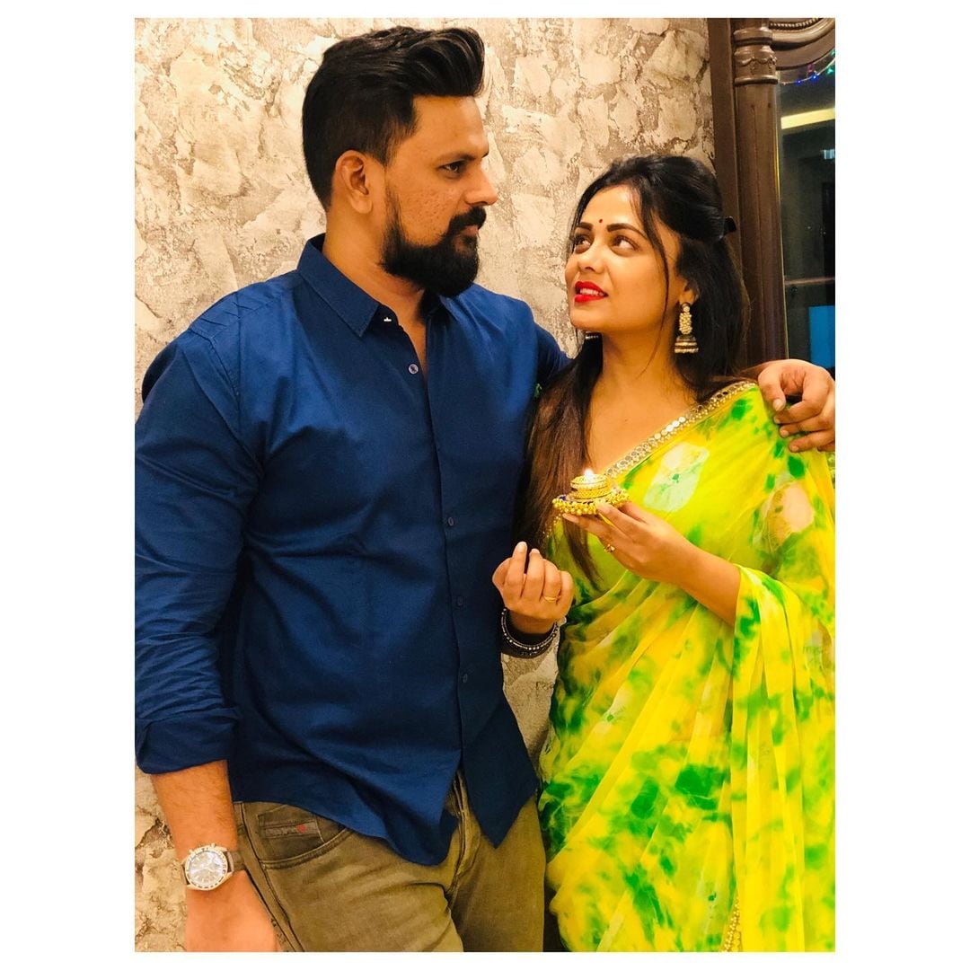 Prarthana Behere Abhishek Jawkar Love Story Romantic Photos