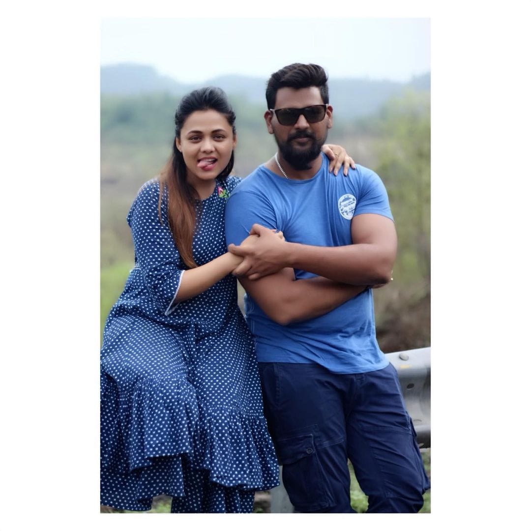 Prarthana Behere Abhishek Jawkar Love Story Romantic Photos