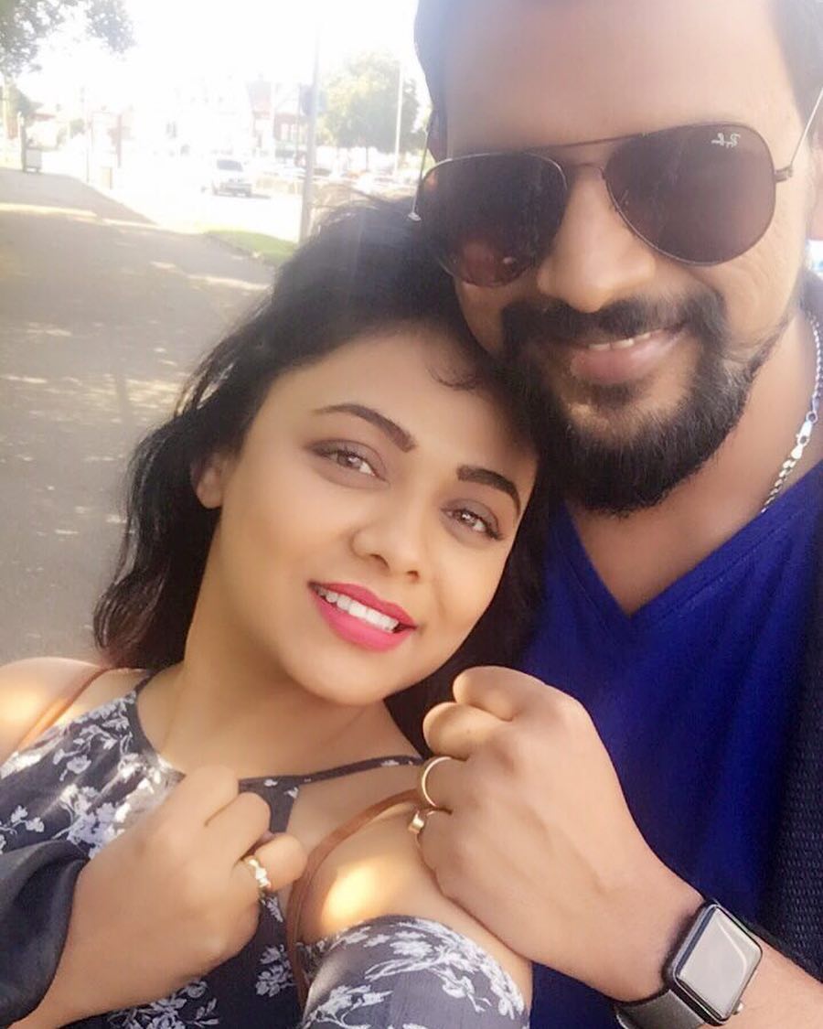 Prarthana Behere Abhishek Jawkar Love Story Romantic Photos