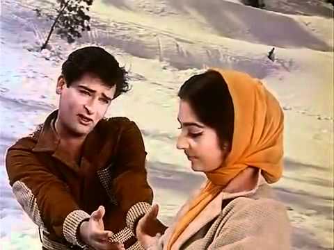 त्यानंतर ते दोघेही मंदिरात गेले. त्यावेळी पुजाऱ्याने त्यावेळी लग्नाच्या विधी केल्या. त्यांनी दोघांनाही हार घातले. गीताने तिच्या बॅगेतून लिपस्टिक काढली आणि त्याच लिपस्टिकने तिची भांग भरली होती.