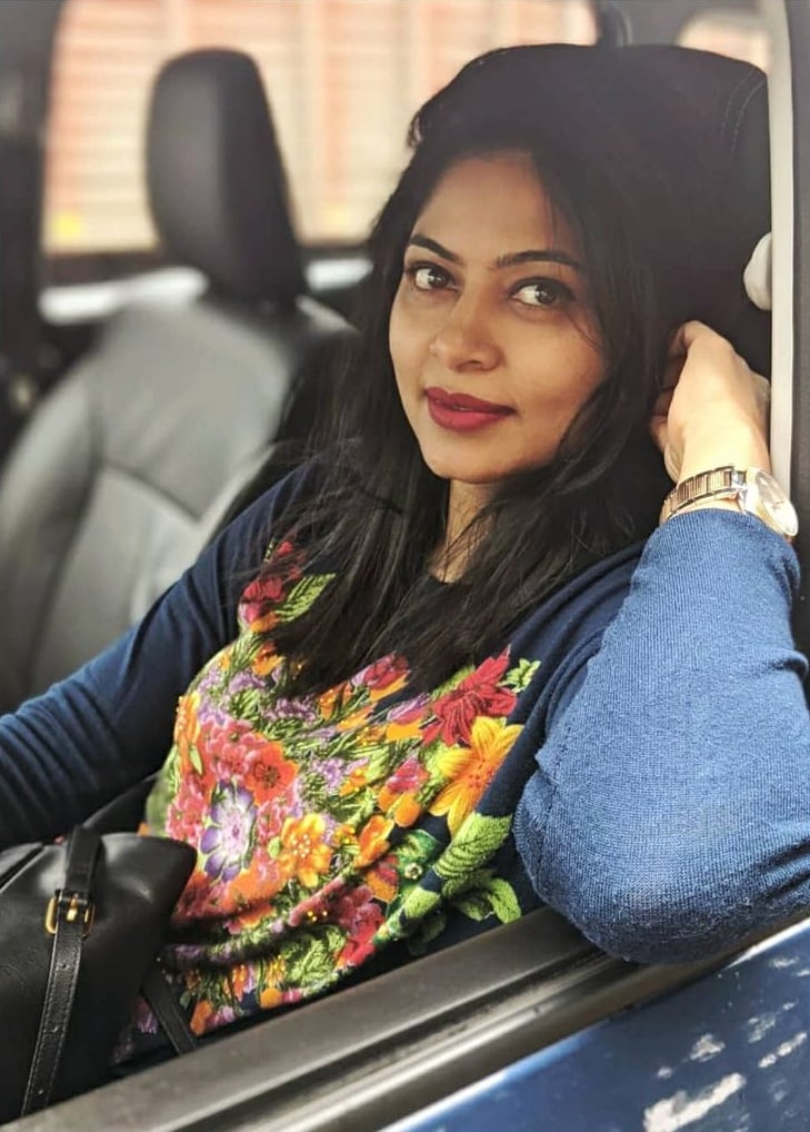 Shweta Shinde Sandeep Bhansali Information Photos