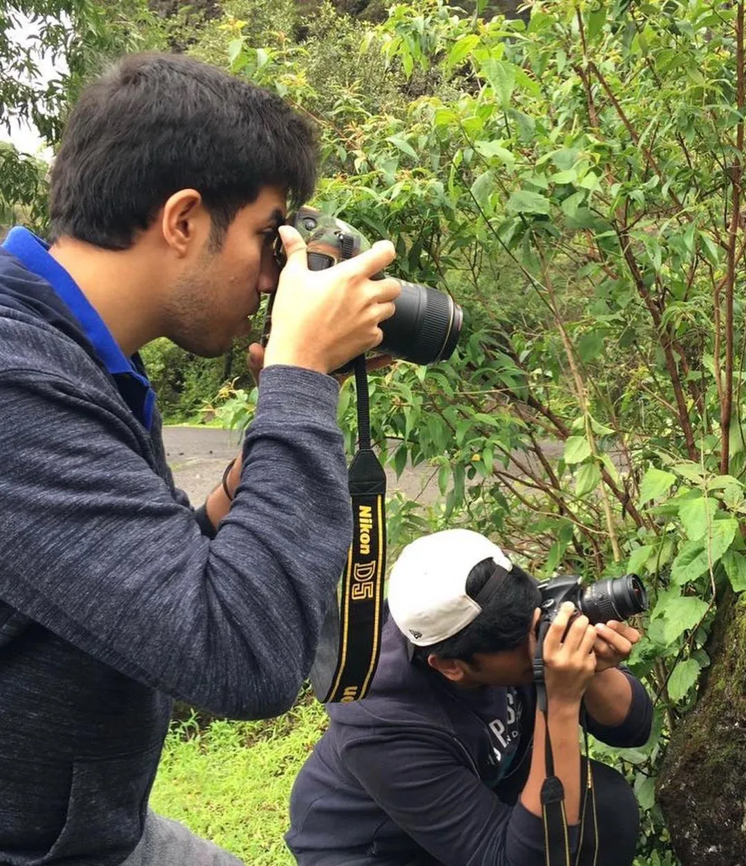 Tejas Thackeray Wildlife photographer Naturalist Working Photos