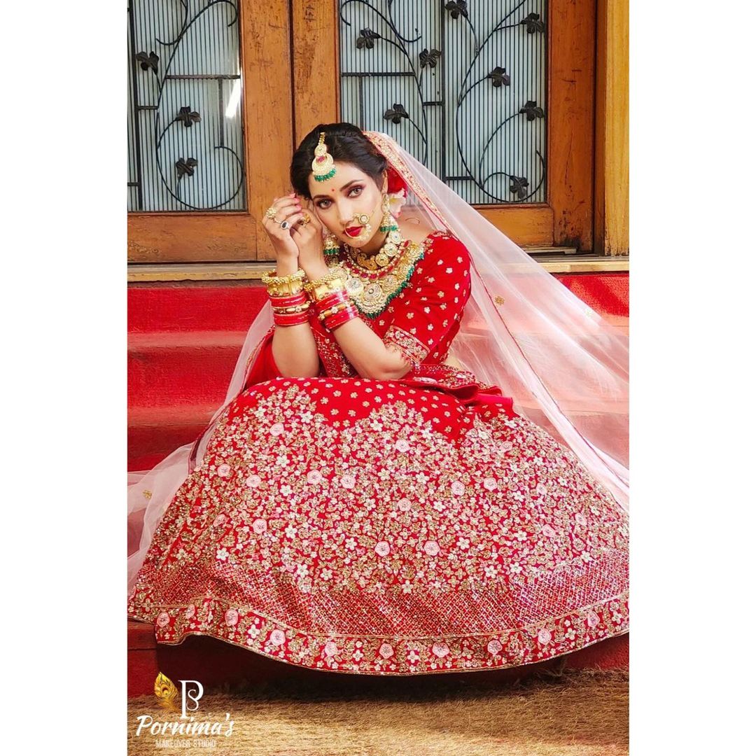 aai-kuthe-kai-karte-sanjana-rupali-bhosle (3)