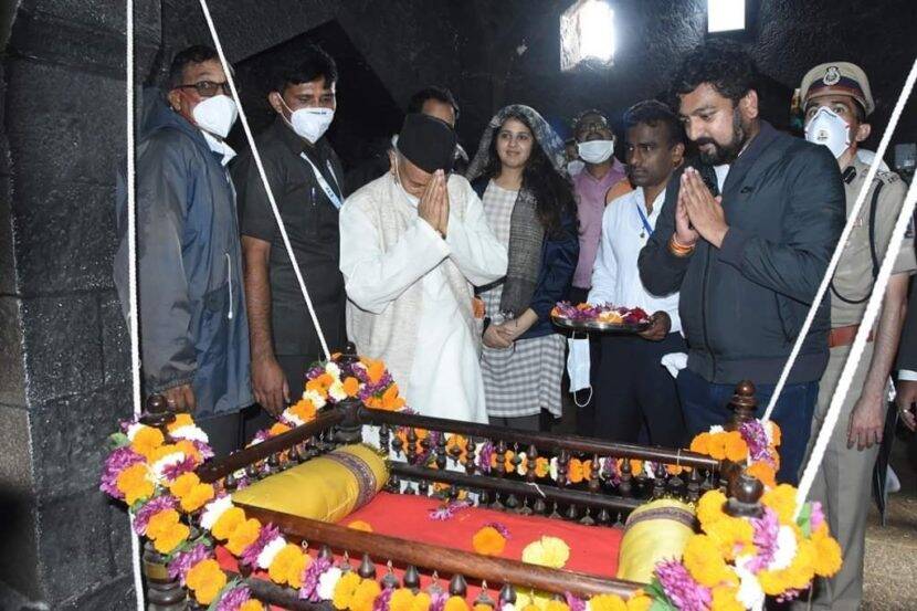 Governor bhagat singh koshyari on sinhagad fort