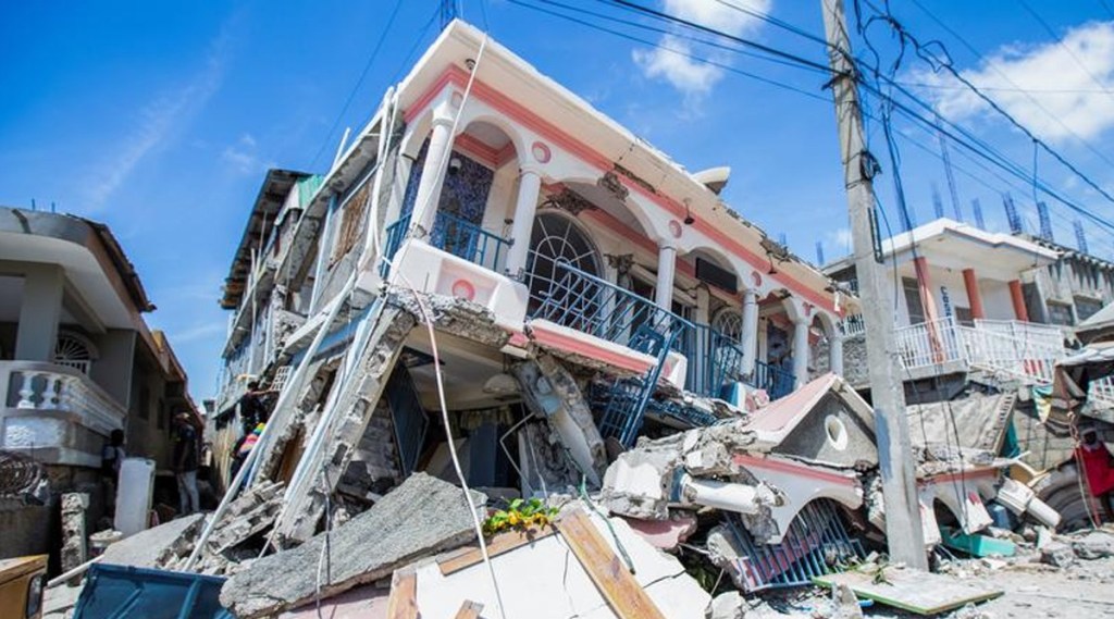 death toll strong earthquake in Haiti is close 1300