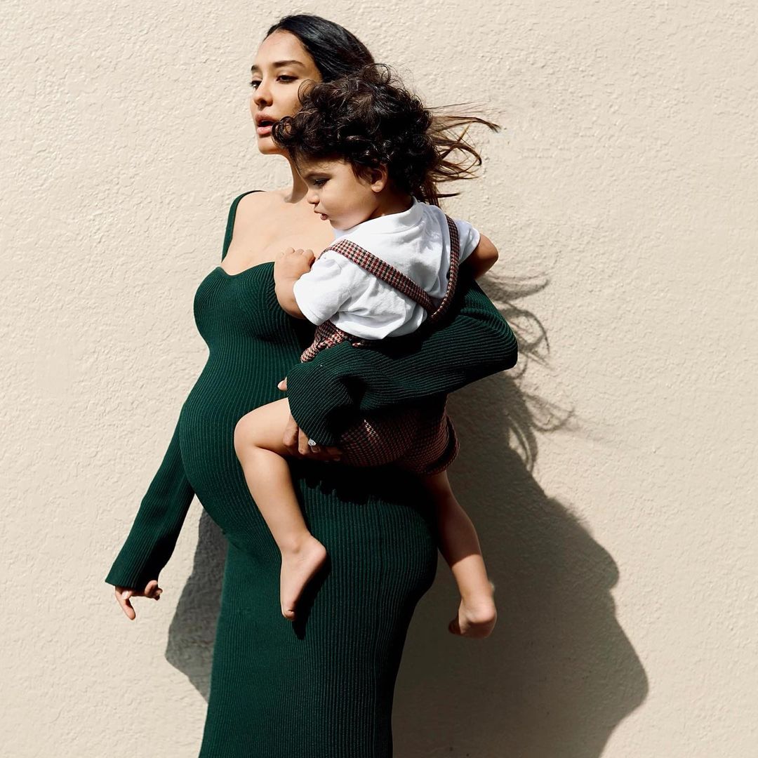 lisa-haydon-Kids