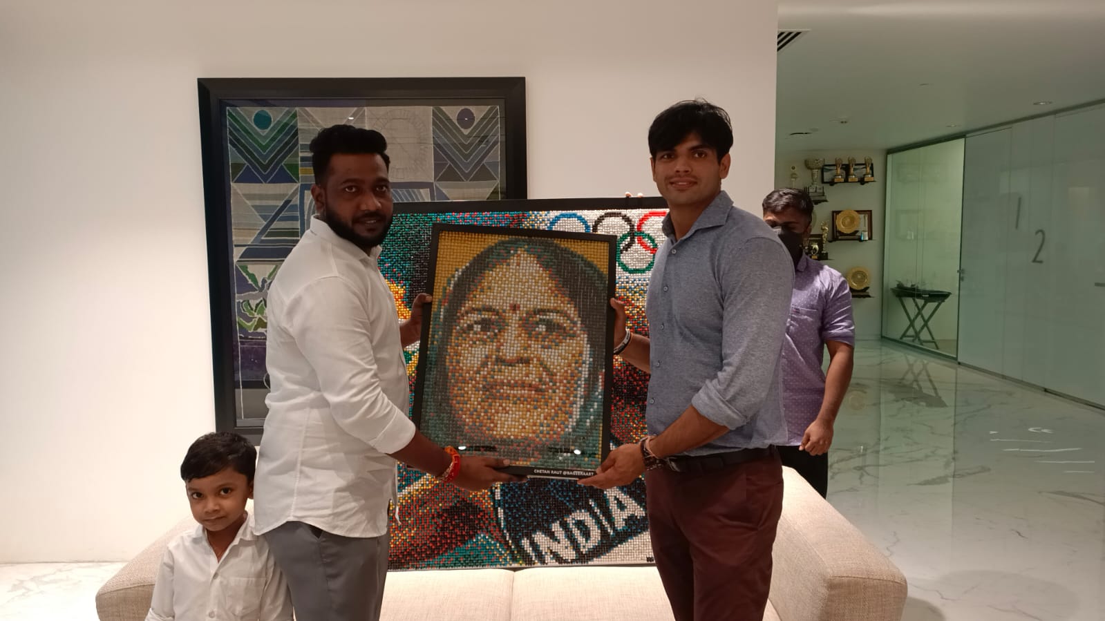 Neeraj Chopra became emotional after seeing his mosaic art by chetan raut