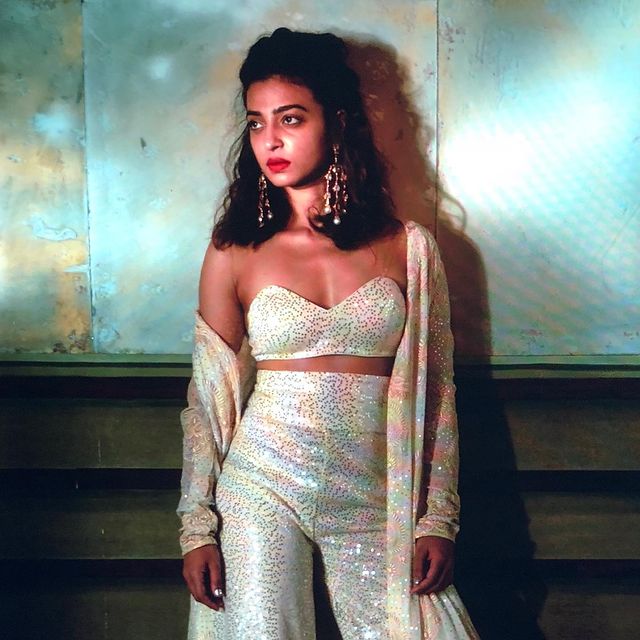 adhika apte, adhika apte bold photoshoot, adhika apte nude photos, adhika apte on sex scene, adhika apte dev d, Dev D,