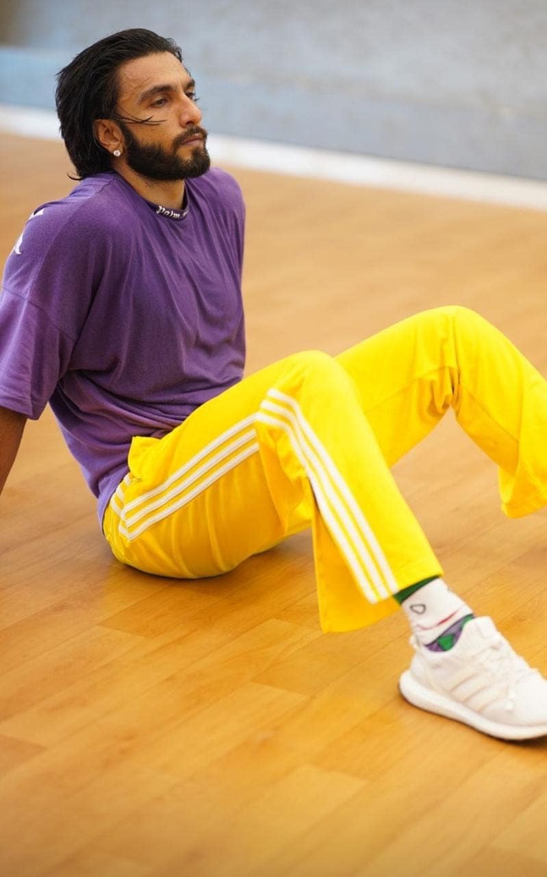 Ranveer Singh makes a STRONG case for purple & yellow in latest funky look