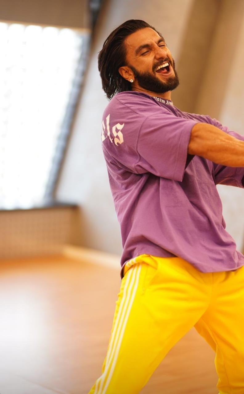 Ranveer Singh makes a STRONG case for purple & yellow in latest funky look