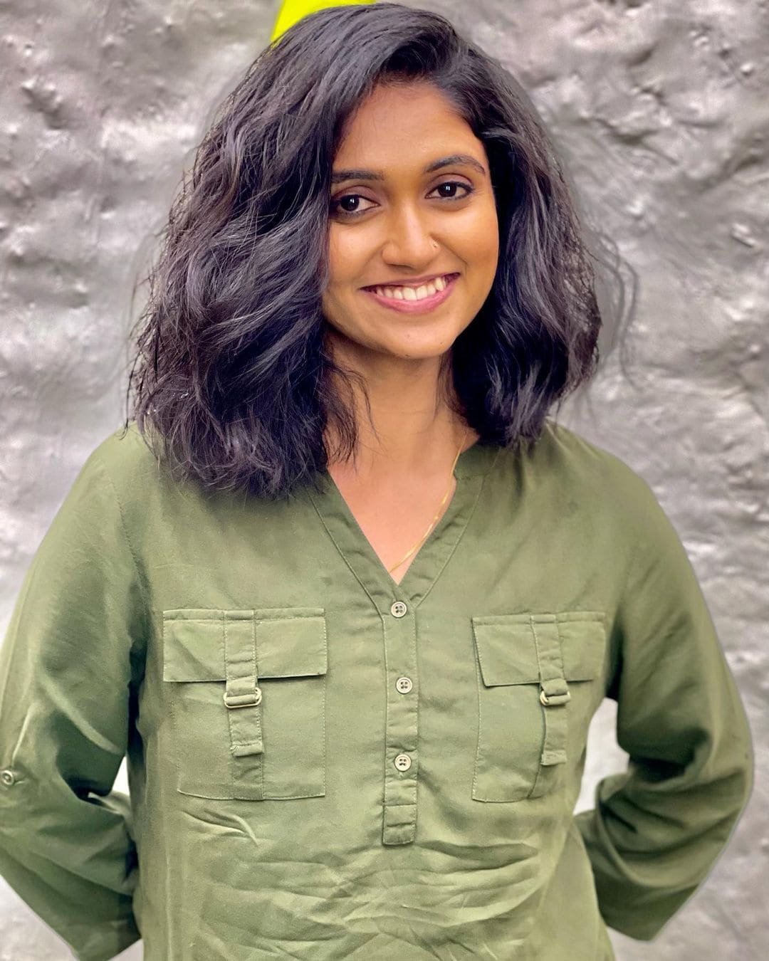 अभिनेत्री रिंकू राजगुरुची आता केवळ आर्ची म्हणून ओळख न राहता हिंदी सिनेसृष्टीतही तिने आपल्या अभिनयाच्या जादूने प्रेक्षकांची पसंती मिळवली आहे.