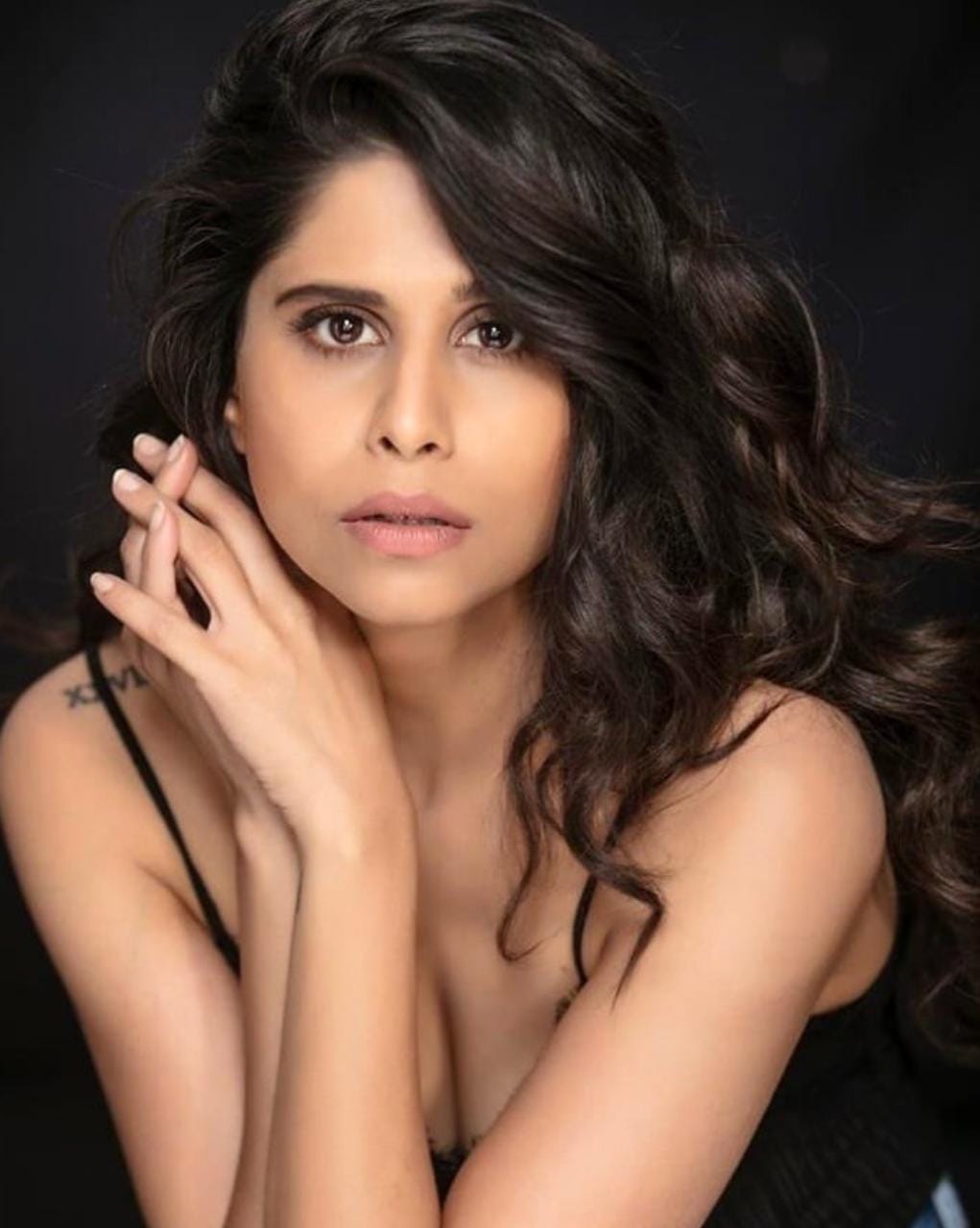 Actress Sai Tamhankar shoulder tattoo and other four tattoos meaning and connection with husband Ameya Gosavi