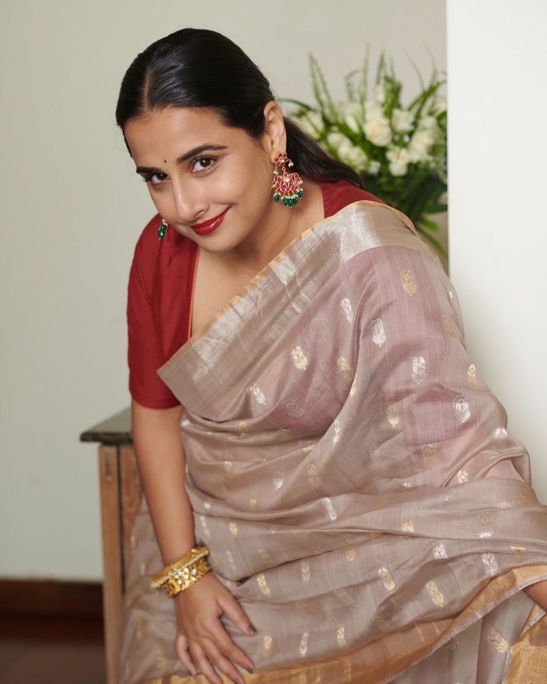 ती कायम तिचे वेगवेगळ्या अंदाजमधले फोटो शेअर करत असते.