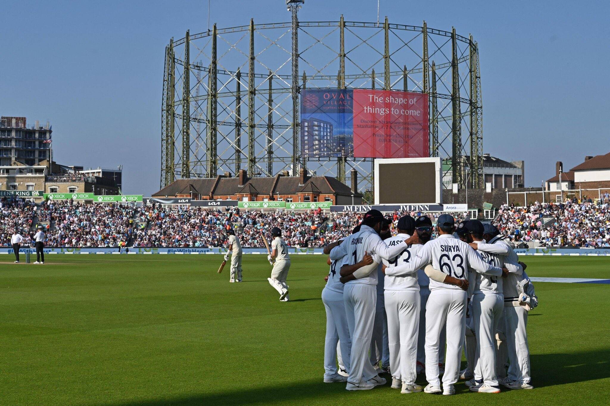 इंग्लंडविरुद्धच्या चौथ्या कसोटीत भारताने दमदार कमबॅक करत १५७ धावांनी ऐतिहासिक विजय मिळवला आहे.