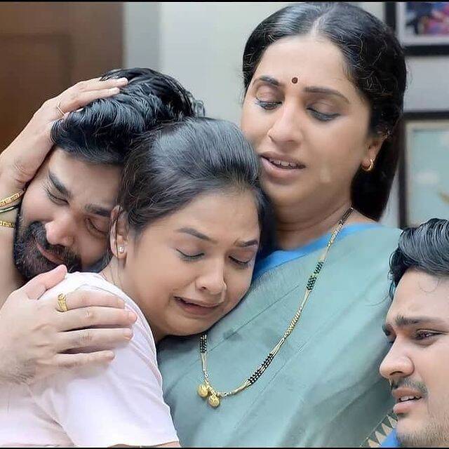 aai kuthe kay karte, aai kuthe kay krte, aai kuthe kay krte celebs fees, madhurani prabhulkar, madhurani prabhulkar fees, arundhati per episode fees,