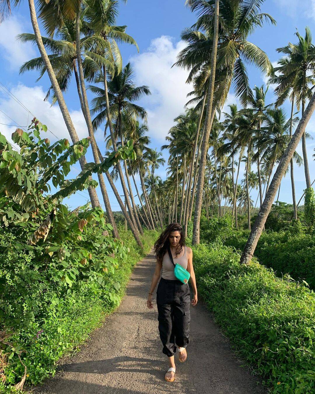 Sachin Pilgaonkar Supriya Pilgaonkar Shriya Pilgaonkar Goa Trip