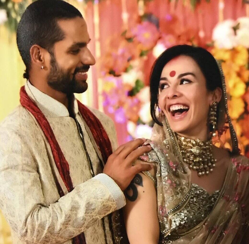 नऊ वर्षाच्या वैवाहिक जीवनानंतर दोघांनी विभक्त होण्याचा निर्णय घेतला.