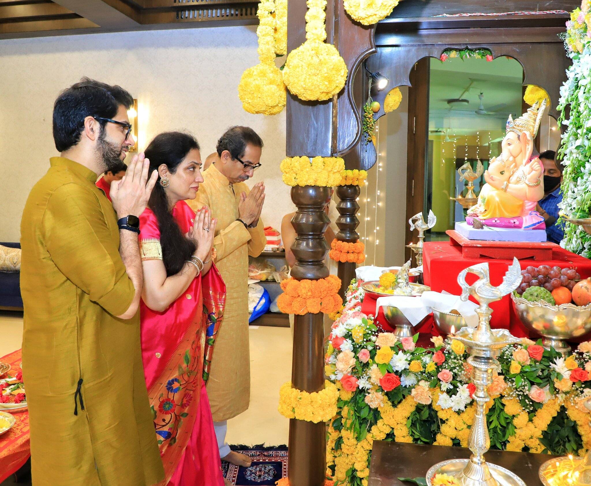 Varsha Bungalow Ganeshotsav 2021 CM Uddhav Thackeray