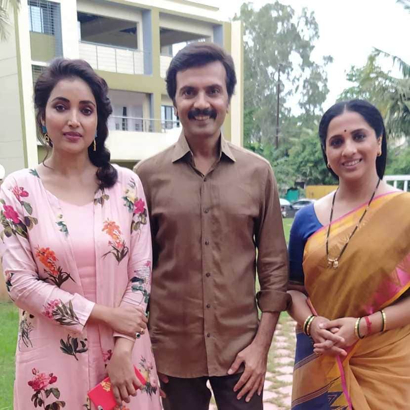 aai kuthe kay karte, aai kuthe kay krte, aai kuthe kay krte celebs fees, madhurani prabhulkar, madhurani prabhulkar fees, arundhati per episode fees,