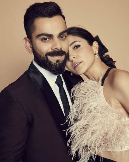 Virat Kohli Anushka Sharma Love Story Romantic Photos