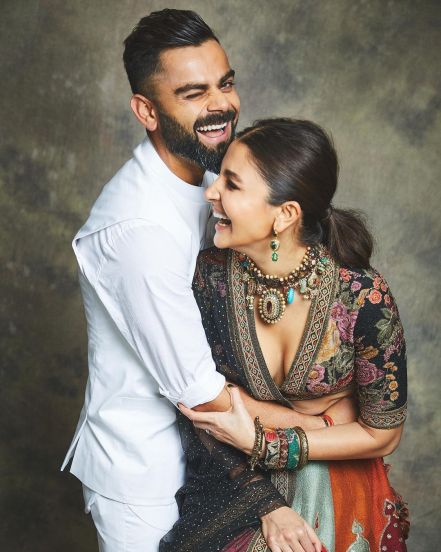 Virat Kohli Anushka Sharma Love Story Romantic Photos