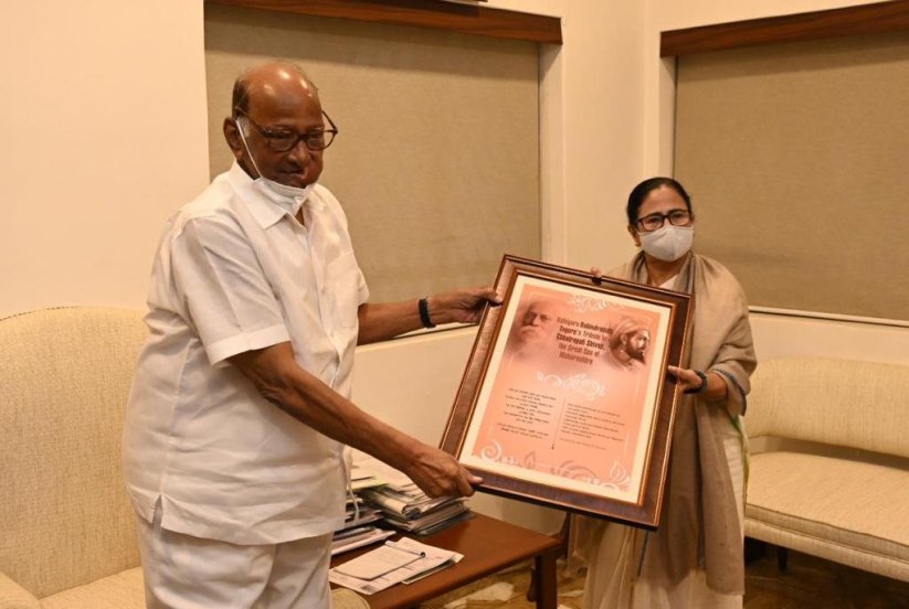 शरद पवार यांची भेट घेतल्यानंतर ममता बॅनर्जींनी देशात  यूपीए नाही असे राष्ट्रवादीचे नेत्यांनी म्हटल्याचे बरोबर आहे असे म्हटले आहे.