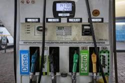 Petrol- Diesel Price Today: पेट्रोलचे दर शंभरी पार, डिझेलचे भाव तुलनेने कमी; जाणून घ्या महाराष्ट्रातील इंधनाची किंमत