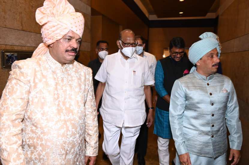 Shivsena MLC Ravindra Phatak Son Wedding Photos