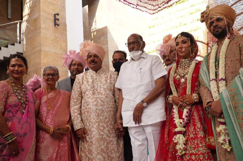 Shivsena MLC Ravindra Phatak Son Wedding Photos