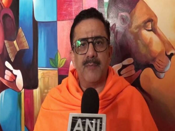 waseem rizvi family background quit islam conversion hindu shia waqf board  sgy 87 | Waseem Rizvi: इस्लाम धर्म सोडून हिंदू धर्म स्वीकारणारे वसीन रिंझवी  नेमके कोण आहेत? | Loksatta