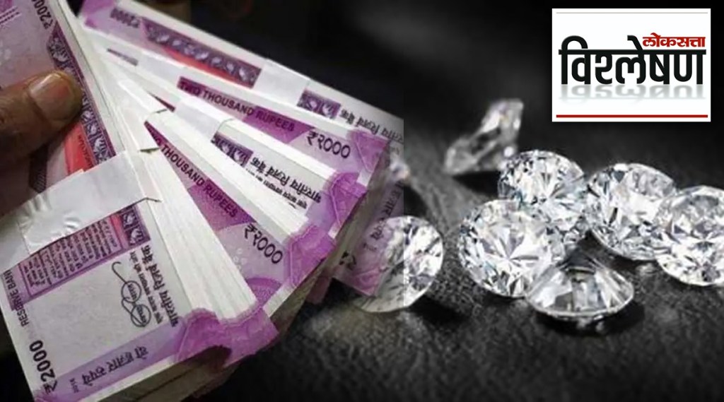 Angadias carrying crores of rupees for diamond traders