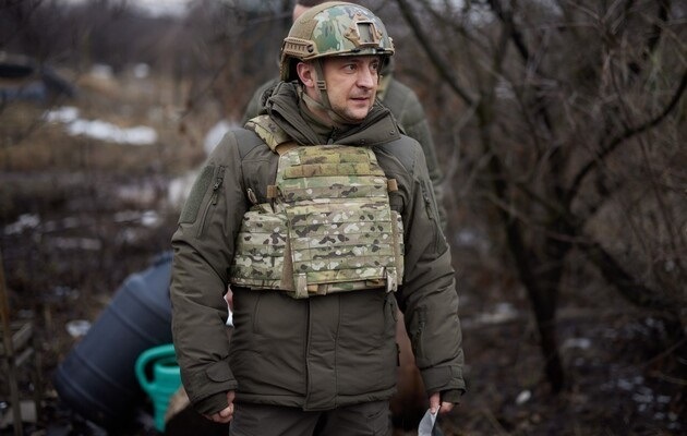 In military uniform defiant President Volodymyr Zelensky vows to defend Ukraine People called him real hero