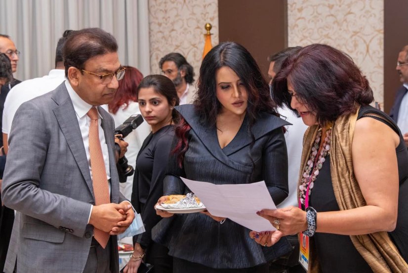 Amruta Fadnavis Dubai Expo 2020