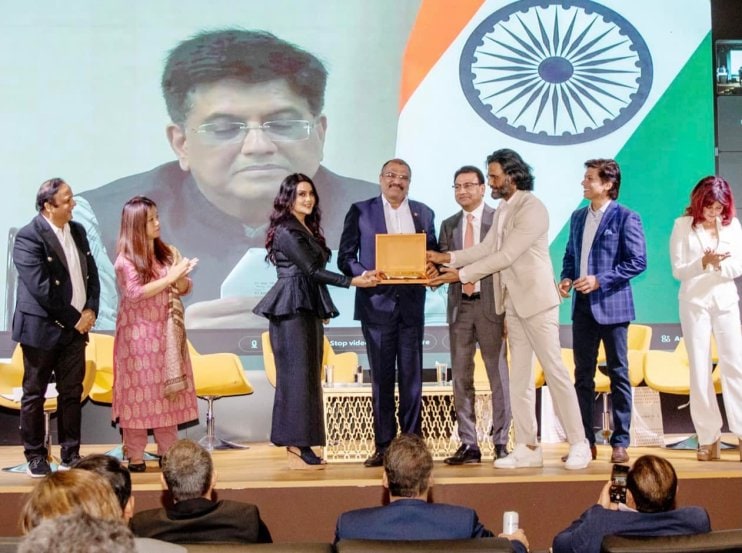 Amruta Fadnavis Dubai Expo 2020