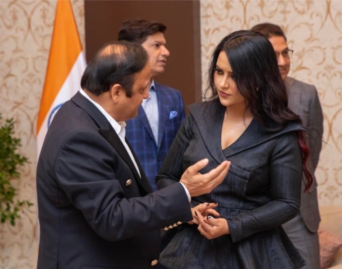 Amruta Fadnavis Dubai Expo 2020