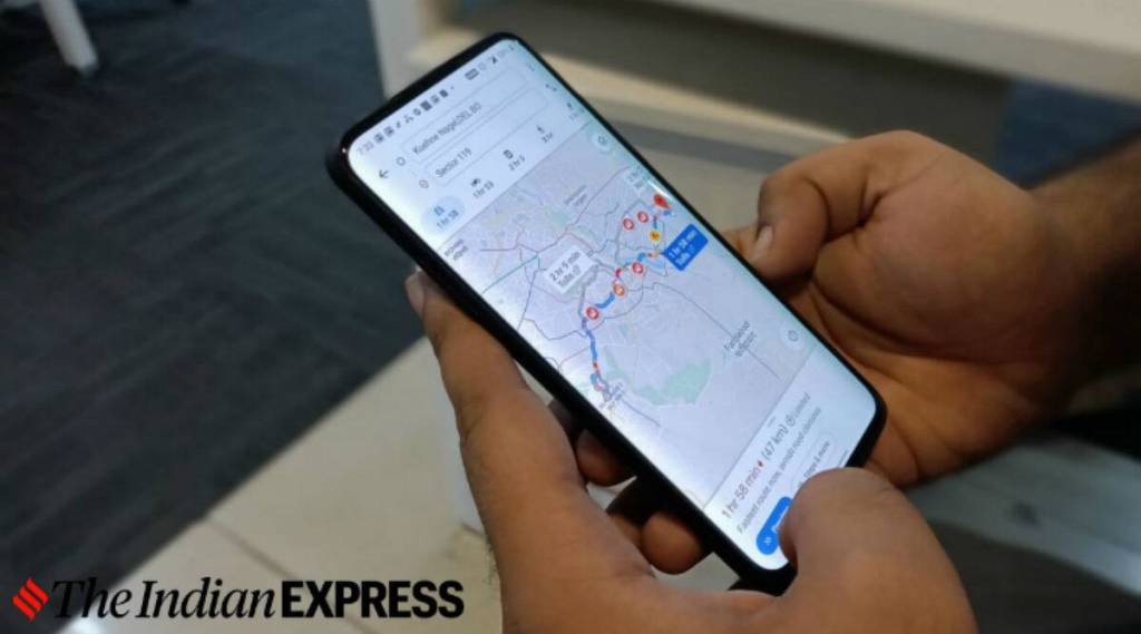 गुरुवारी १७ मार्चला रात्री साडे नऊच्या आसपास गुगल मॅप्स हे अ‍ॅप क्रॅश झाले. (Photo : Indian Express)