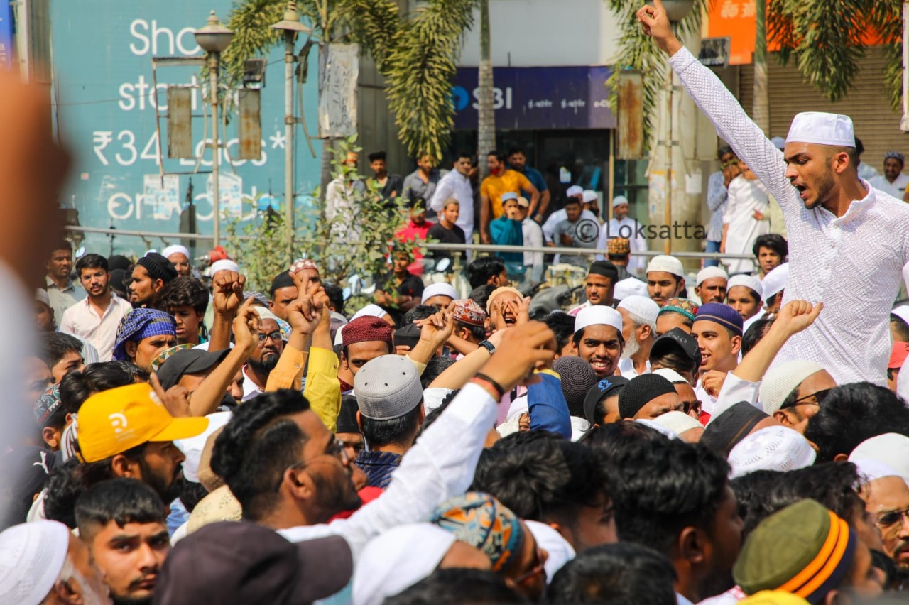 Pune Protest by NCP Against Raj Thackeray Anti Muslim Comments