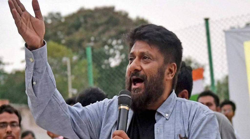 the kashmir files, the kashmir files director, vivek agnihotri, wikipedia information about film, vivek agnihori tweet, विवेक अग्निहोत्री, विकिपीडिया माहिती, द कश्मीर फाइल्स, विवेक अग्निहोत्री ट्वीट