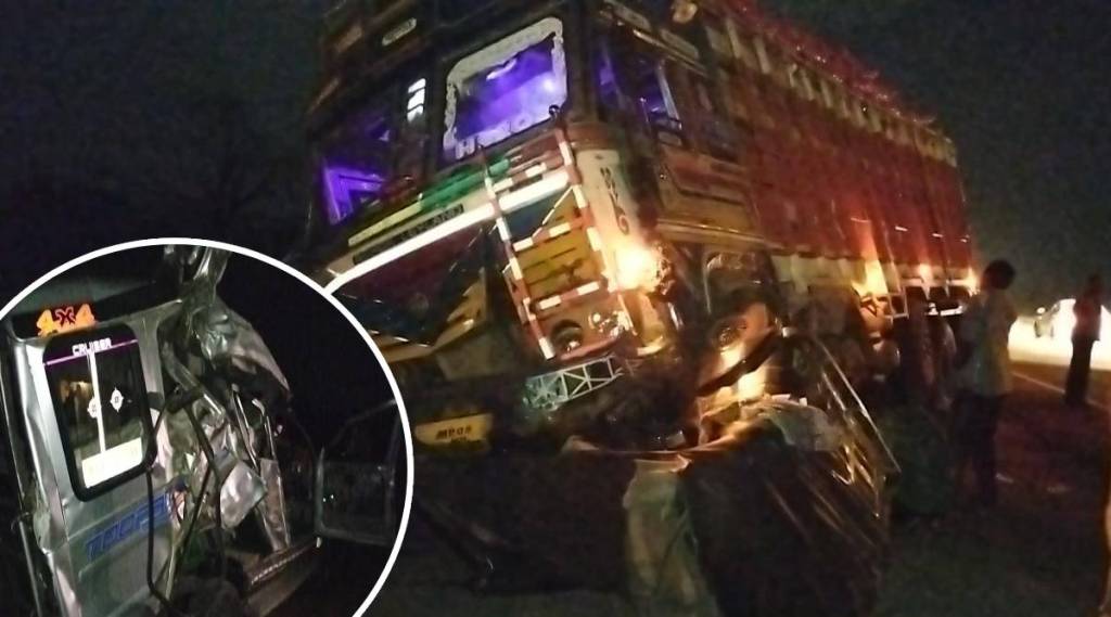 mumbai agra accident