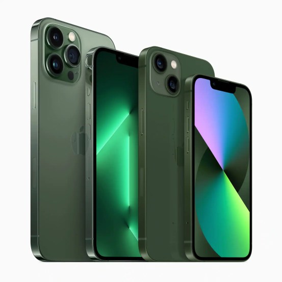 आयफोन १३ प्रो (iPhone 13 Pro) आयफोन १३ मिनी (iPhone 13 Mini), आयफोन १२ प्रो (iPhone 12 Pro), आयफोन १२ प्रो मॅक्स (iPhone 12 Pro Max), आयफोन १२ मिनी (iPhone 12 Mini) आणि आयफोन एस ई ३ (iPhone SE 3) किंवा आयफोन एस ई २०२२ (iPhone SE 2022) यासह सर्व आयफोन मॉडेल्स वर भारत आयस्टोरकडून समान कॅशबॅक आणि एक्सचेंज इन्सेन्टिव्हसाठी देण्यात आल्या आहेत.