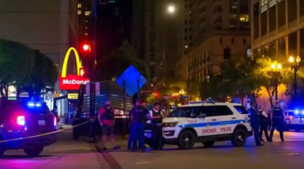 2 killed 4 wounded in shooting at Indiana nightclub in Chicago