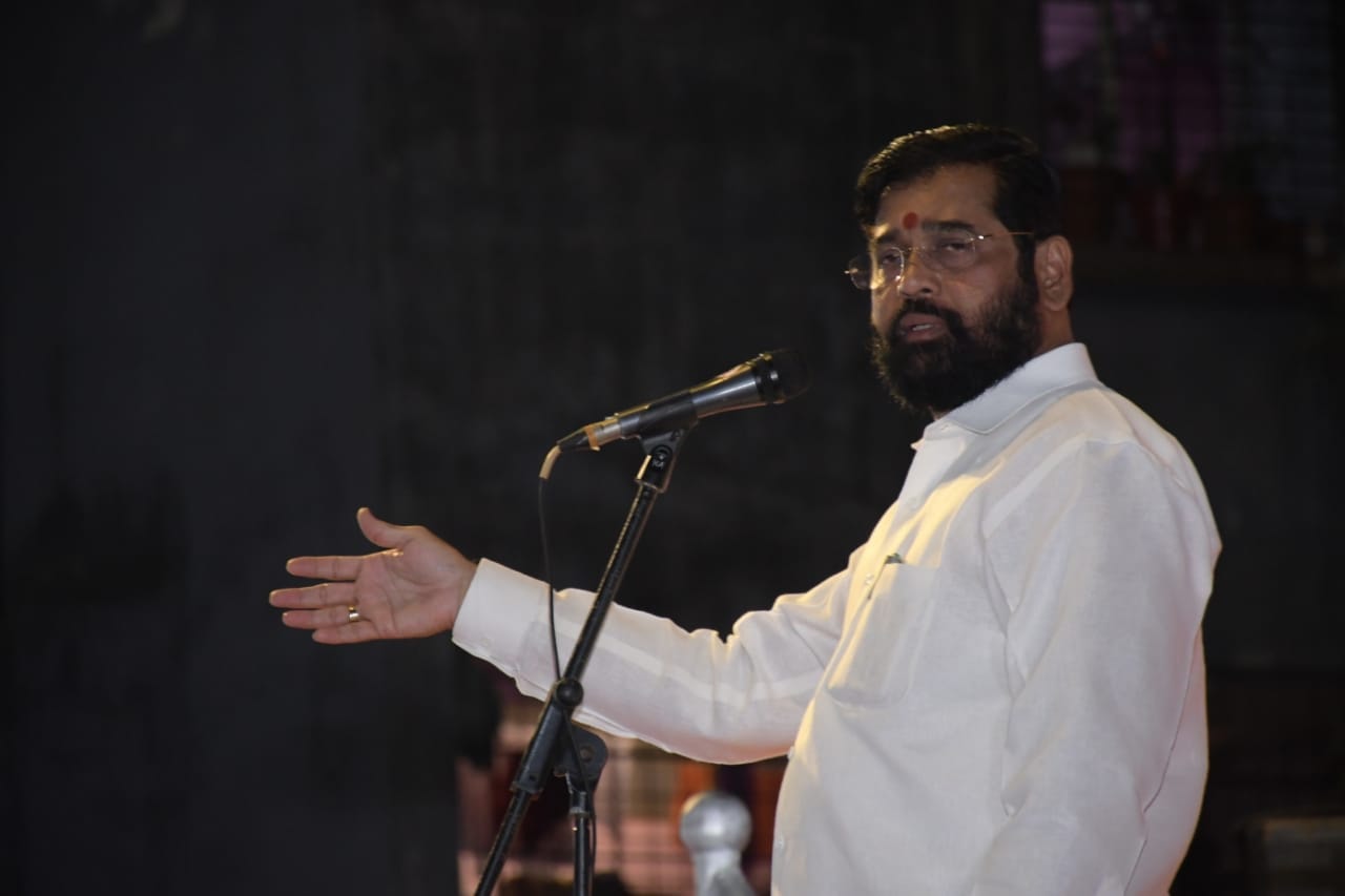 Eknath Shinde And Uddhav Thackeray Phone call important points