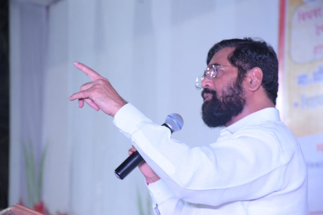 Eknath Shinde And Uddhav Thackeray Phone call important points