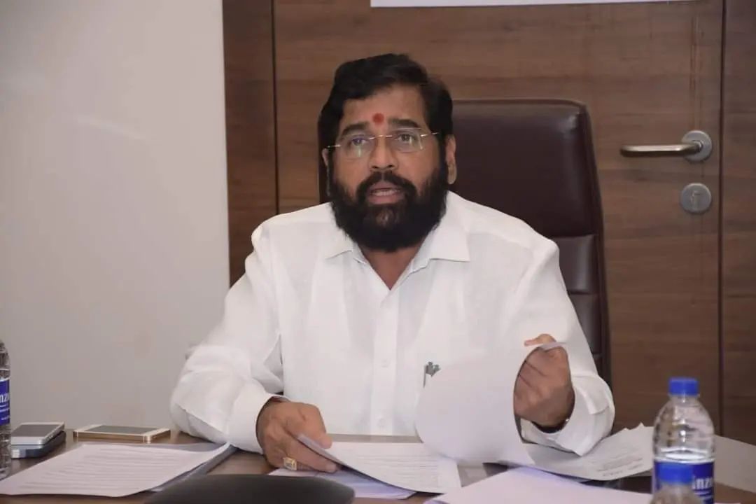 Eknath Shinde left politics after lossing two childrens shivsena latest news