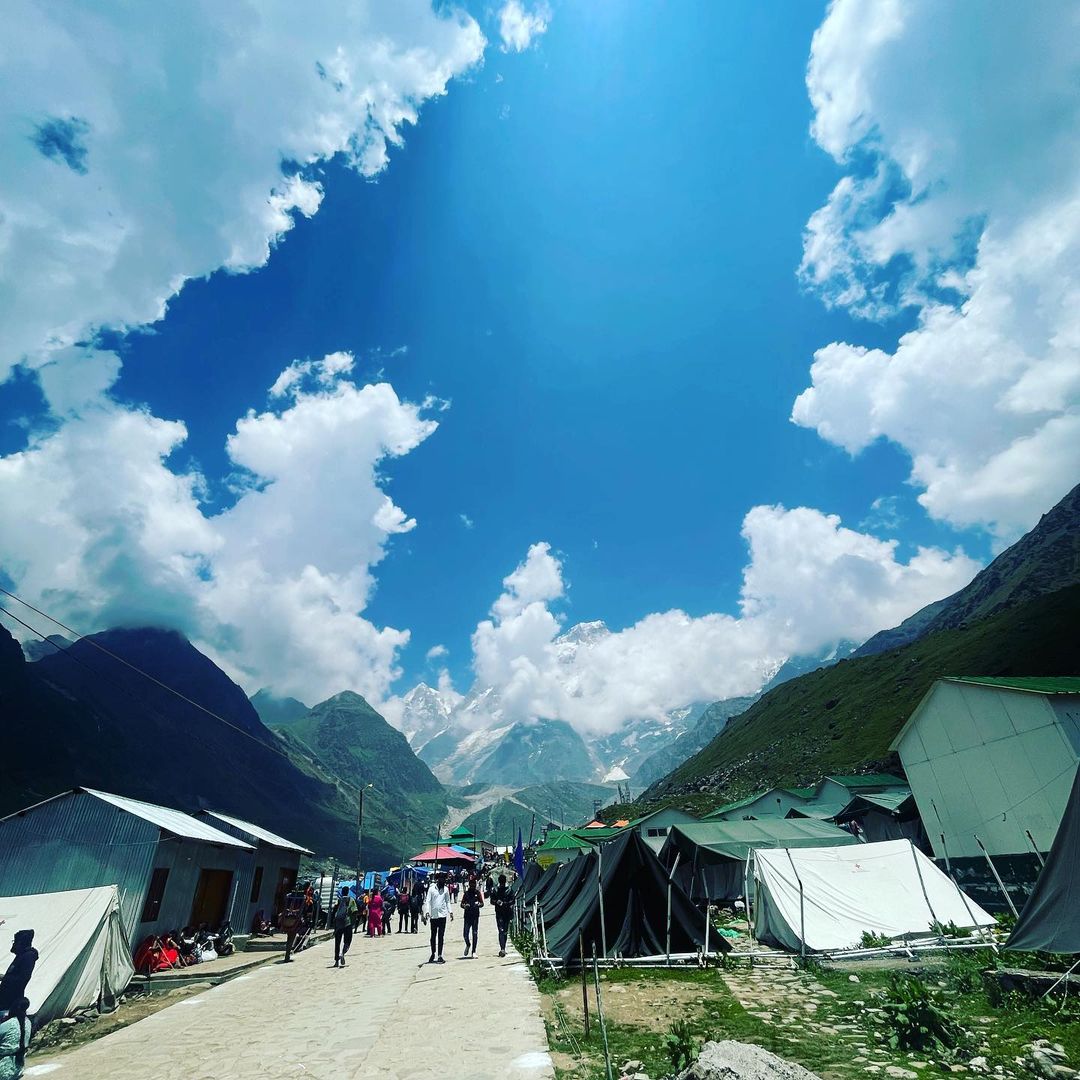 Jui Gadkari Kedarnath Uttarakhand Photos