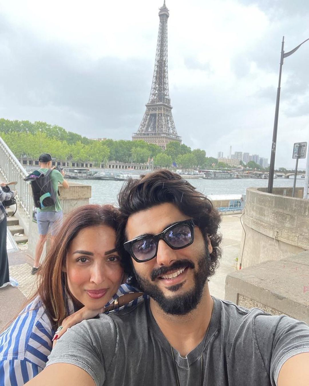 Malaika Arora Arjun Kapoor paris tour romantic photos