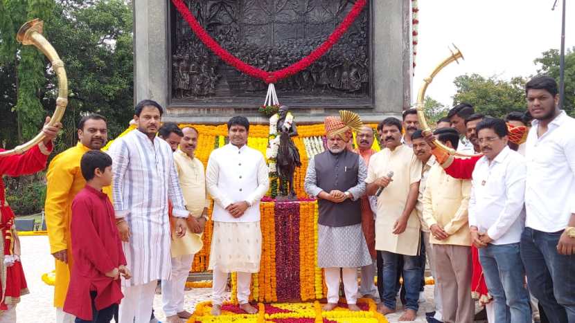 अमित गायकवाड यांनी कार्यक्रमाच्या आयोजनाबाबत माहिती दिली. कार्यक्रमाला किरण साळी, सौजन्य निकम यांच्यासह नागरिक उपस्थित होते.