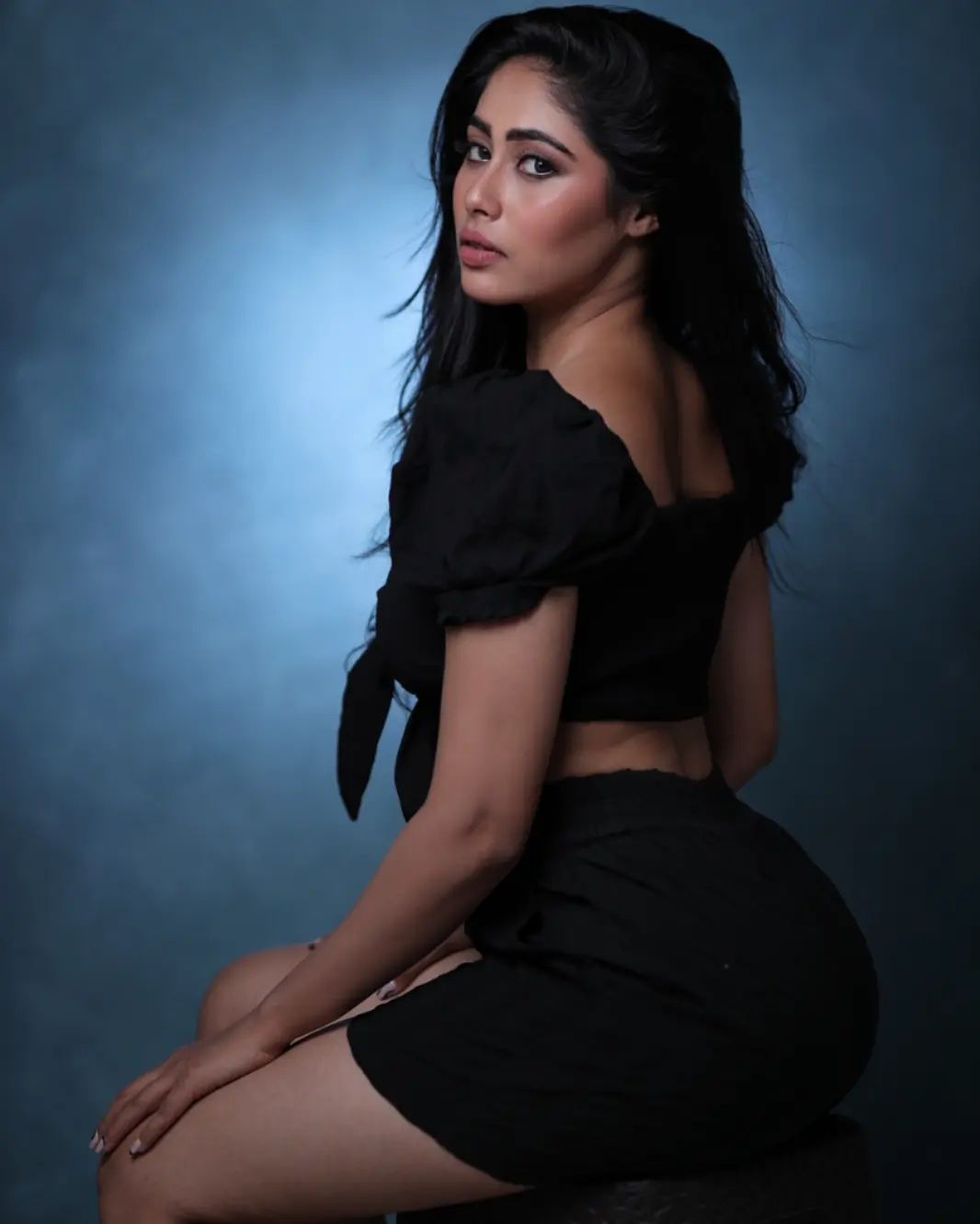 Tuzya Ishqacha Nadkhula Fame actress bold photoshoot