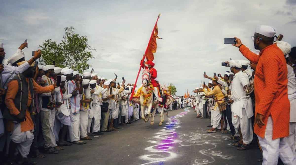 pandharpur wari 2022 sant tukaram maharaj palkhi celebration zws 70 ...