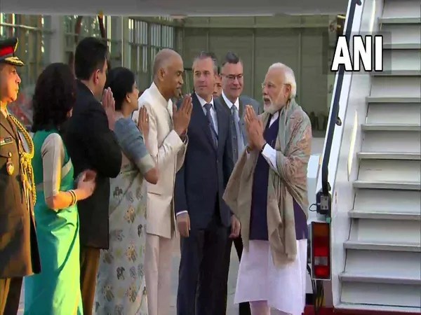 pm narendra modi attend-g-7-summit-warm